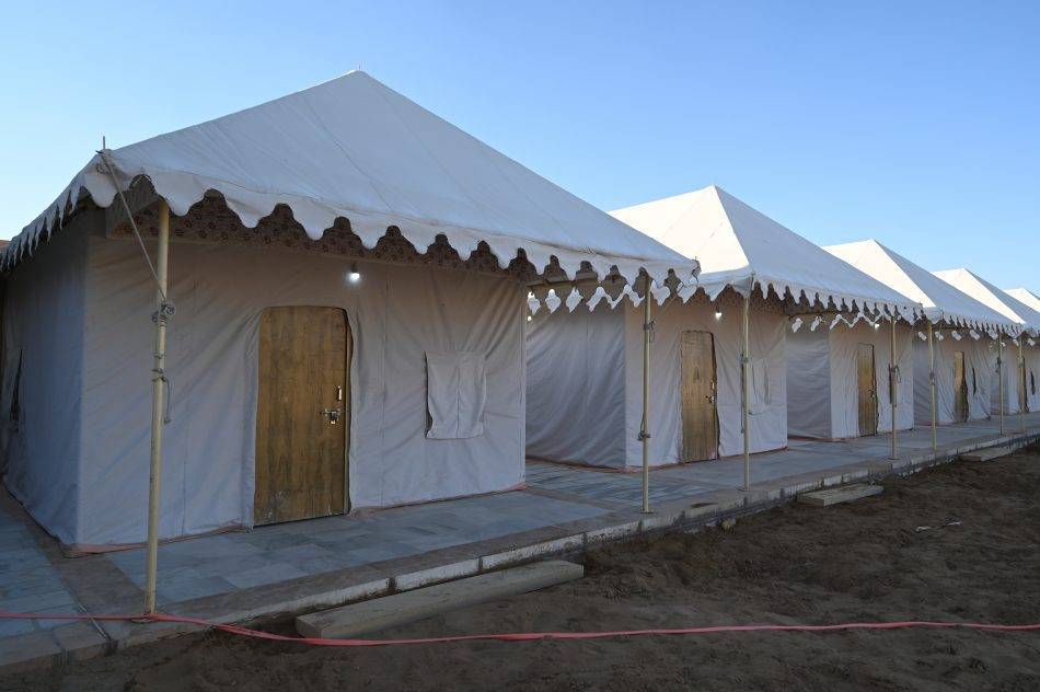 Unveil the Best Tents in Jaisalmer: Deluxe, Luxurious, & Swiss Luxury Options Await!